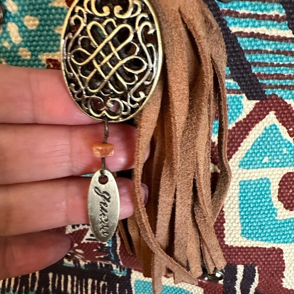 GUESS Boho Tribal Canvas Handbag - Picture 4 of 8